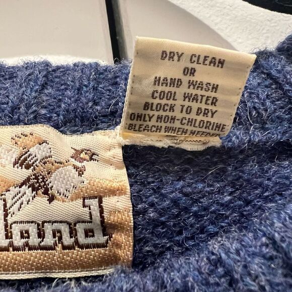 Highlands Shetland 100% Wool Blue White Diamond Sweater - Large - Picture 5 of 7